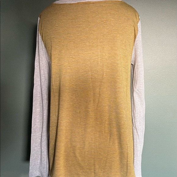 ❤️ Mustard and gray mini striped super soft tunic! - Picture 3 of 5